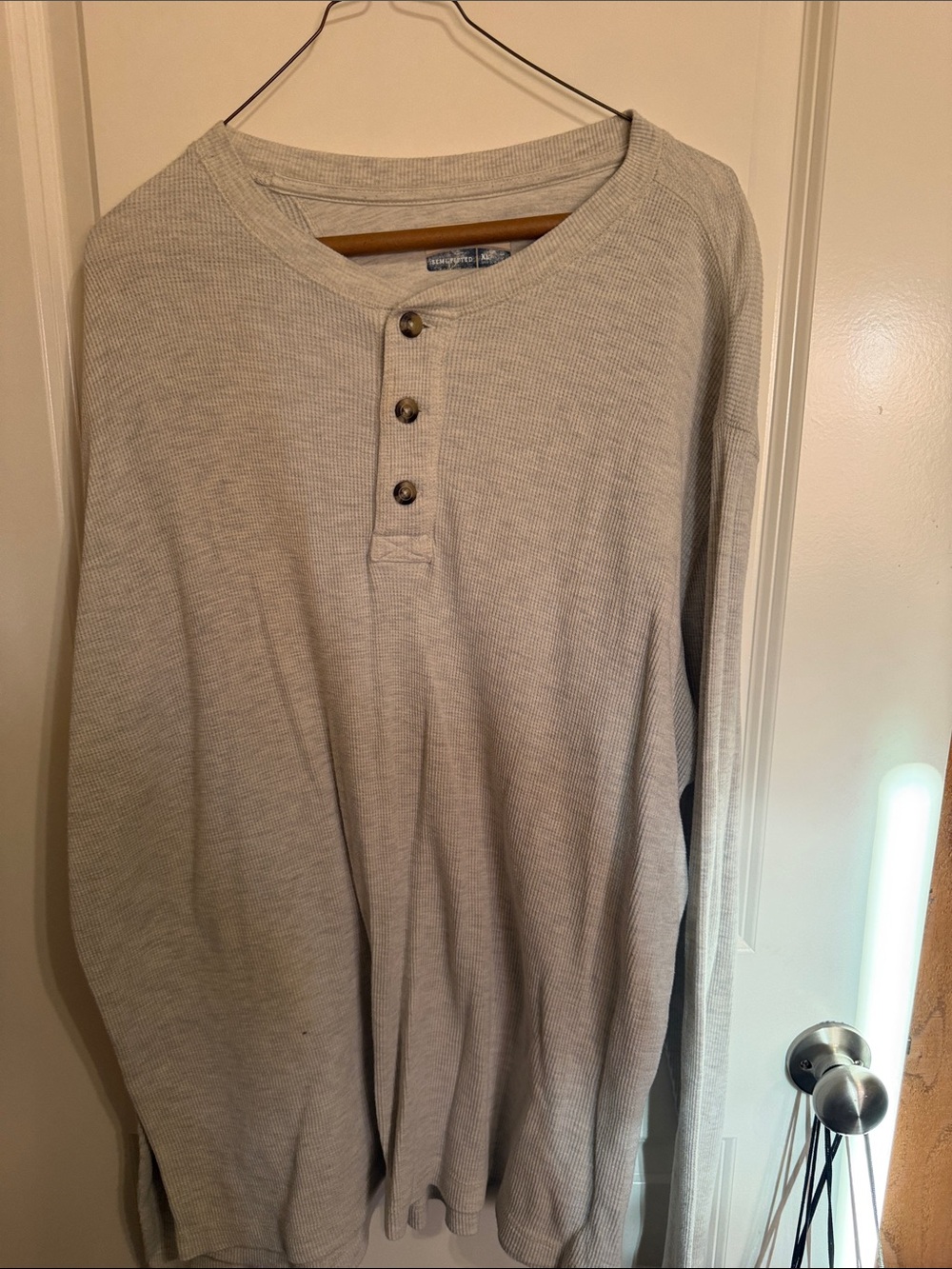 Magellan Outdoors Light Gray Long-Sleeve Henley